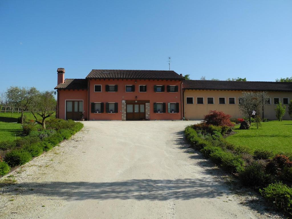 Agriturismo Cornolere Farm stay Castelcucco